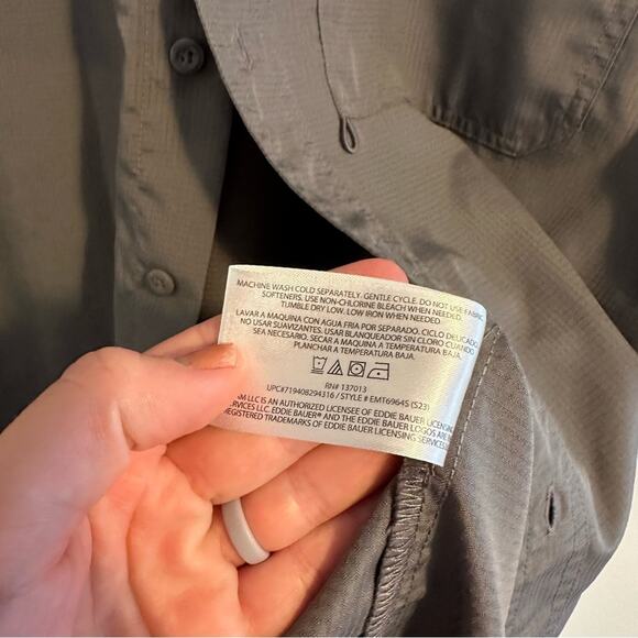 Eddie Bauer Gray Fisherman Top Large - Picture 7 of 11